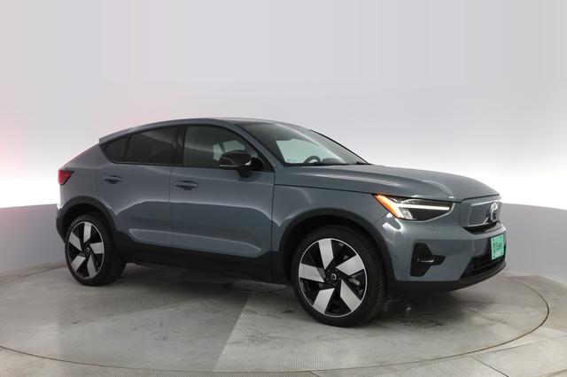 2023 Volvo C40 Recharge — photo 7 of 28