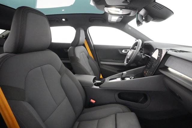 2021 Polestar 2 — photo 19 of 31
