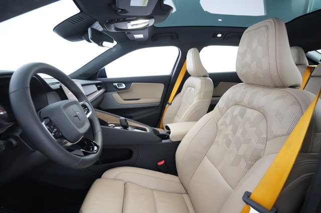 2022 Polestar 2 — photo 16 of 33