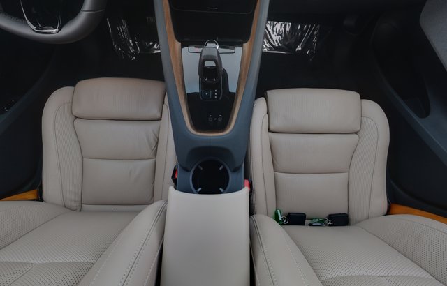 2022 Polestar 2 — photo 20 of 33