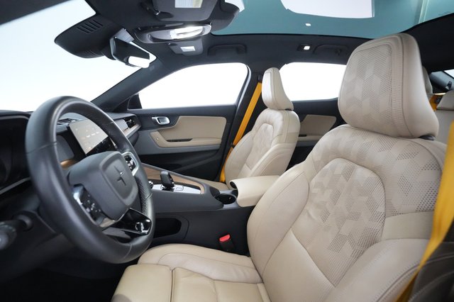 2022 Polestar 2 — photo 17 of 33