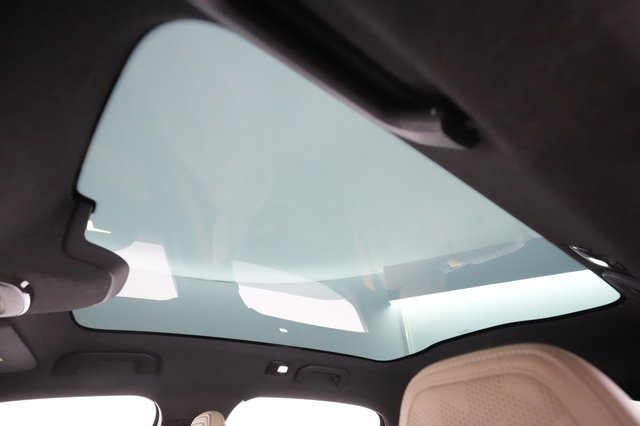 2022 Polestar 2 — photo 23 of 33