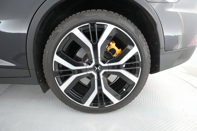 2022 Polestar 2 — photo 14 of 33