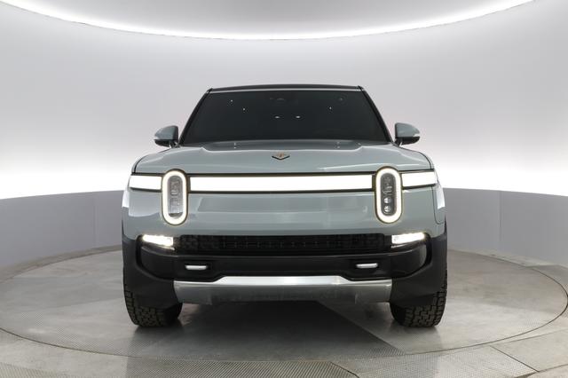 2023 Rivian R1S — photo 6 of 34