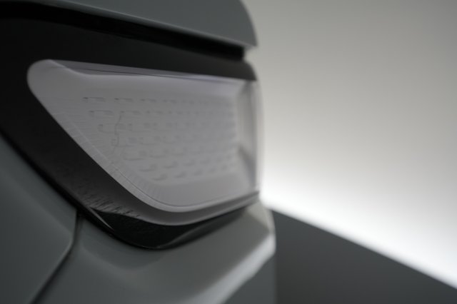 2023 Rivian R1S — photo 32 of 34