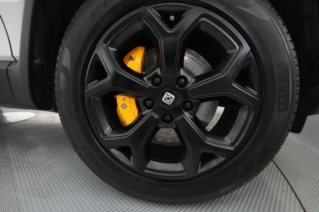 2022 Rivian R1T — photo 14 of 23