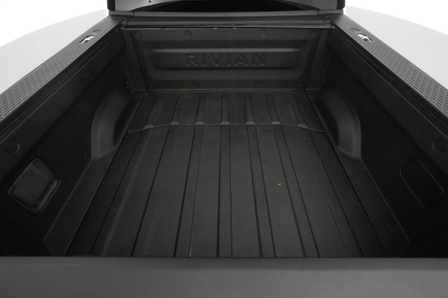 2022 Rivian R1T — photo 21 of 23