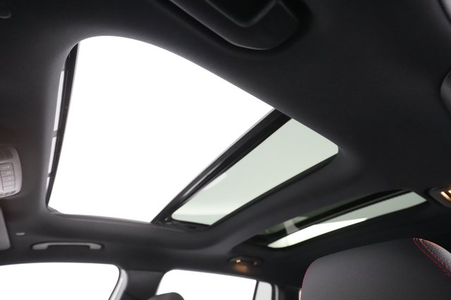 2023 Mercedes-Benz EQB — photo 21 of 22