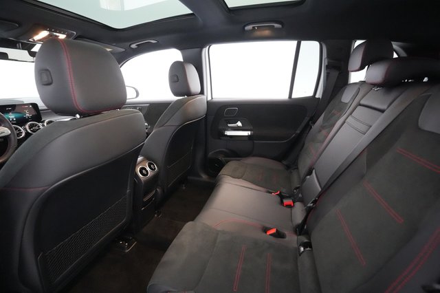 2023 Mercedes-Benz EQB — photo 19 of 22