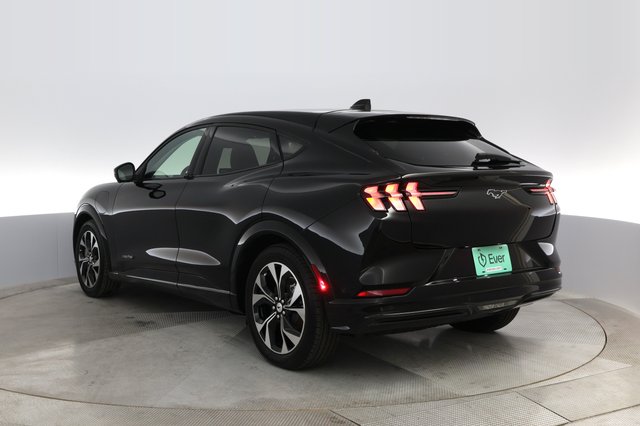 2023 Ford Mustang Mach-E — photo 10 of 32