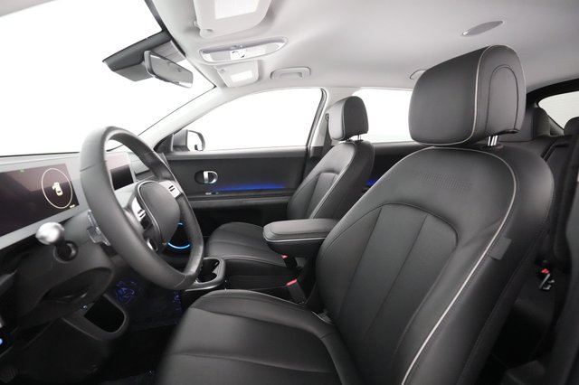 2023 Hyundai IONIQ 5 — photo 15 of 31