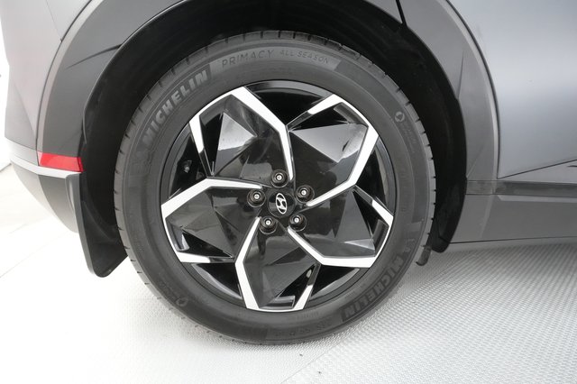 2023 Hyundai IONIQ 5 — photo 14 of 31