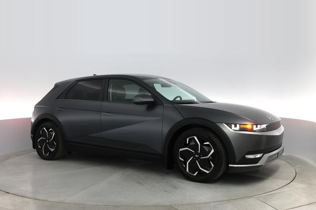 2023 Hyundai IONIQ 5 — photo 7 of 31