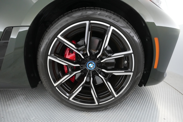 2023 BMW i4