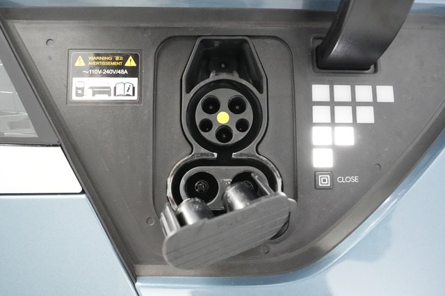 2023 Hyundai IONIQ 5 — photo 19 of 26