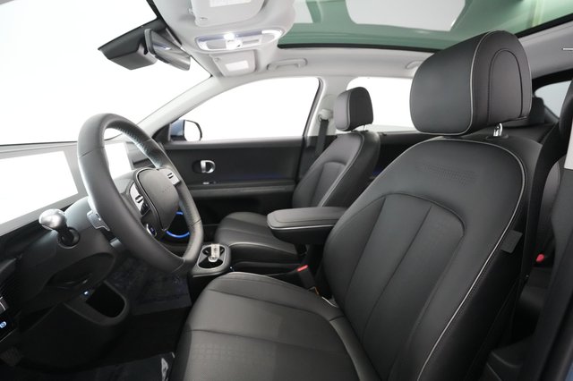 2023 Hyundai IONIQ 5 — photo 15 of 26