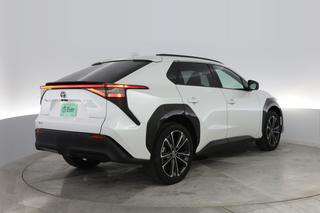 2024 Toyota bZ4X — photo 2 of 25