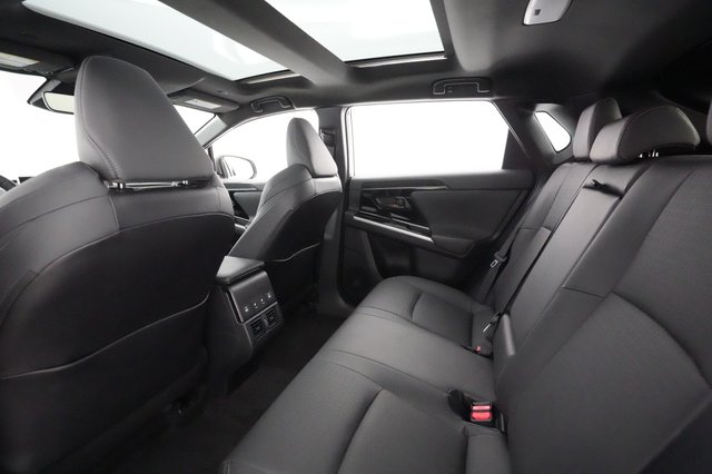 2024 Toyota bZ4X — photo 16 of 25