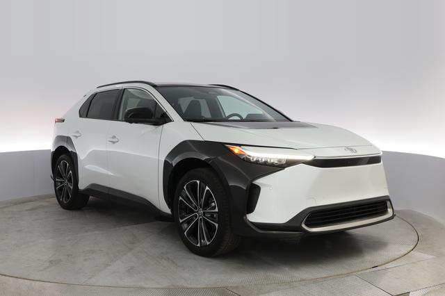 2024 Toyota bZ4X — photo 6 of 25