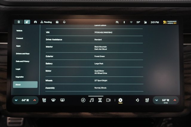 2022 Rivian R1S — photo 32 of 32