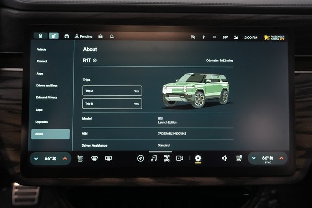 2022 Rivian R1S — photo 31 of 32