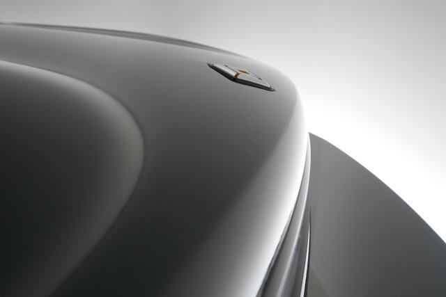 2022 Rivian R1S — photo 29 of 32
