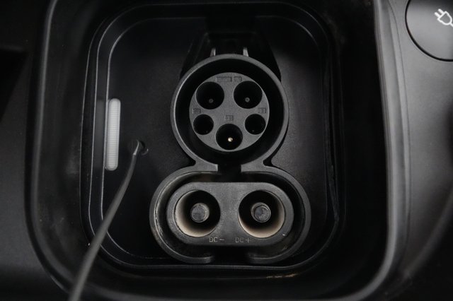 2023 Volvo XC40 Recharge — photo 25 of 34
