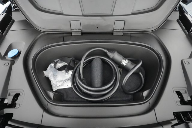 2023 Volvo XC40 Recharge — photo 22 of 27