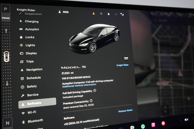 2022 Tesla Model S — photo 4 of 41