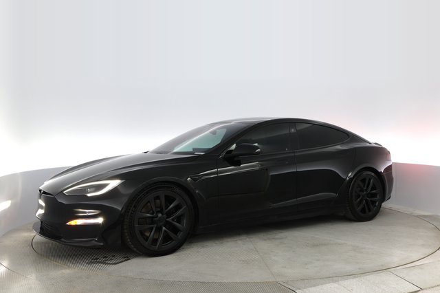2022 Tesla Model S — photo 10 of 41