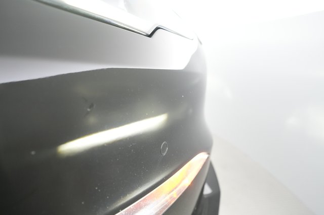 2022 Tesla Model S — photo 28 of 41