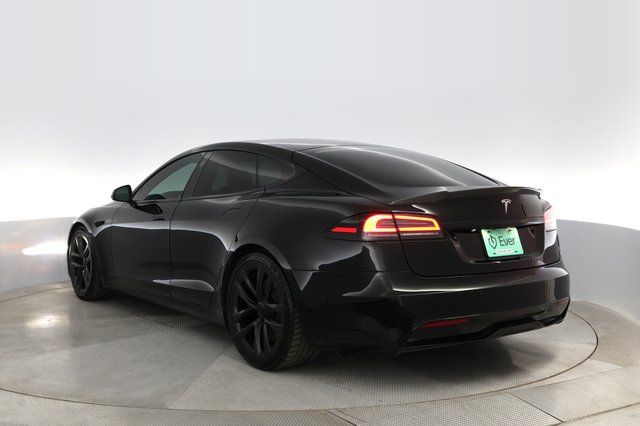 2022 Tesla Model S — photo 9 of 41