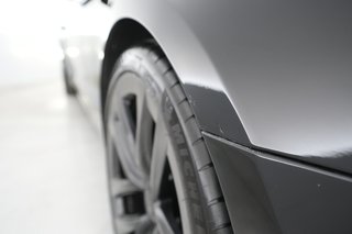 2022 Tesla Model S — photo 27 of 41