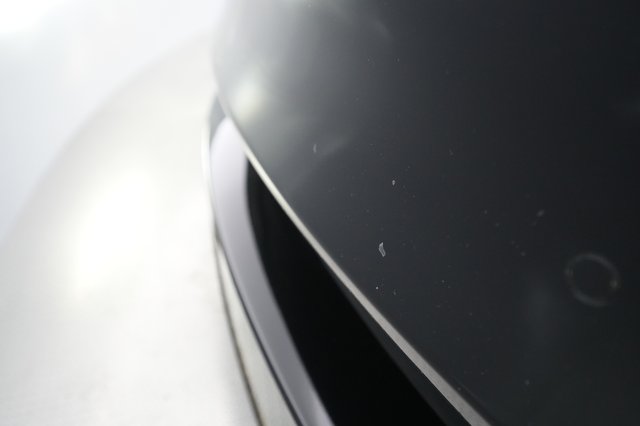 2022 Tesla Model S — photo 23 of 41