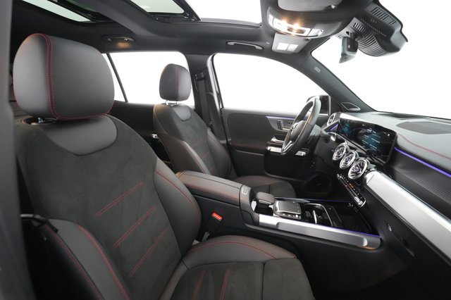 2023 Mercedes-Benz EQB — photo 21 of 29