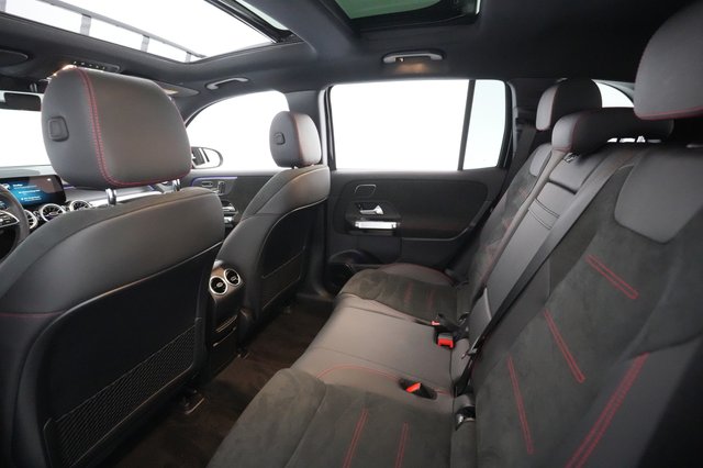 2023 Mercedes-Benz EQB — photo 20 of 29
