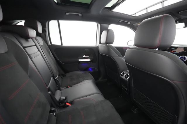 2023 Mercedes-Benz EQB — photo 4 of 32