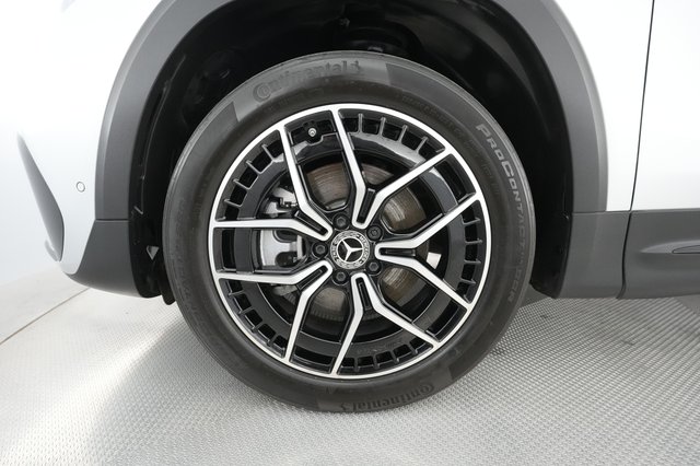 2023 Mercedes-Benz EQB — photo 14 of 32