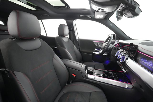 2023 Mercedes-Benz EQB — photo 21 of 32