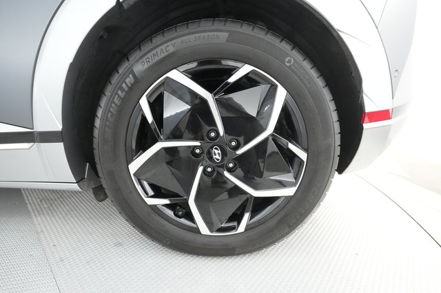 2023 Hyundai IONIQ 5 — photo 15 of 36