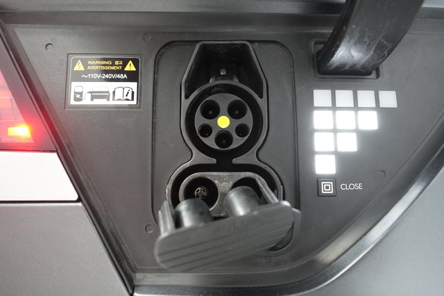 2023 Hyundai IONIQ 5 — photo 27 of 36
