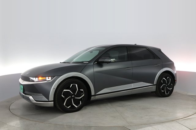 2023 Hyundai IONIQ 5 — photo 13 of 36