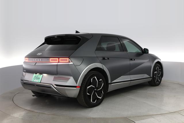 2023 Hyundai IONIQ 5 — photo 2 of 36