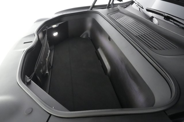 2022 Rivian R1T — photo 20 of 36