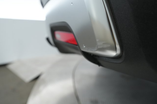 2022 Rivian R1T — photo 32 of 36