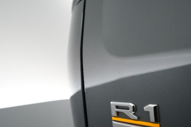 2022 Rivian R1T — photo 28 of 36