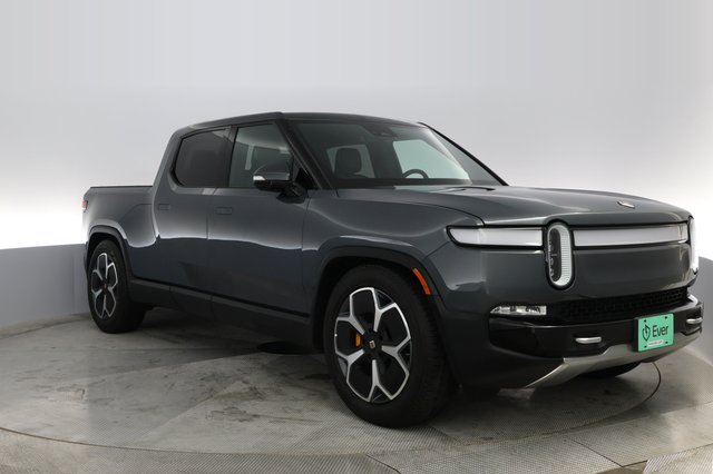 2022 Rivian R1T — photo 6 of 36