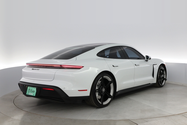 2021 Porsche Taycan