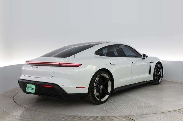 2021 Porsche Taycan — photo 2 of 29