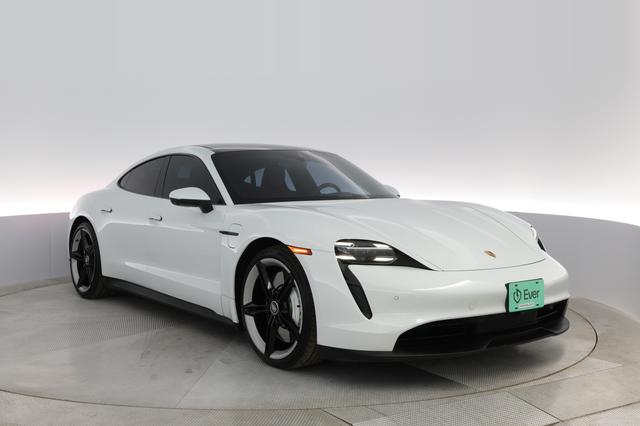 2021 Porsche Taycan — photo 7 of 29